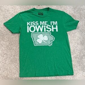 Raygun Green Men's Short Sleeve Tee - Kiss Me, I'm Iowish medium